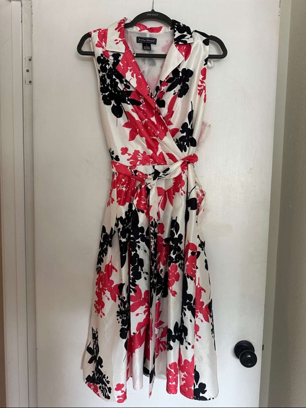 Jessica Howard Midi Wrap Dress with Floral Print